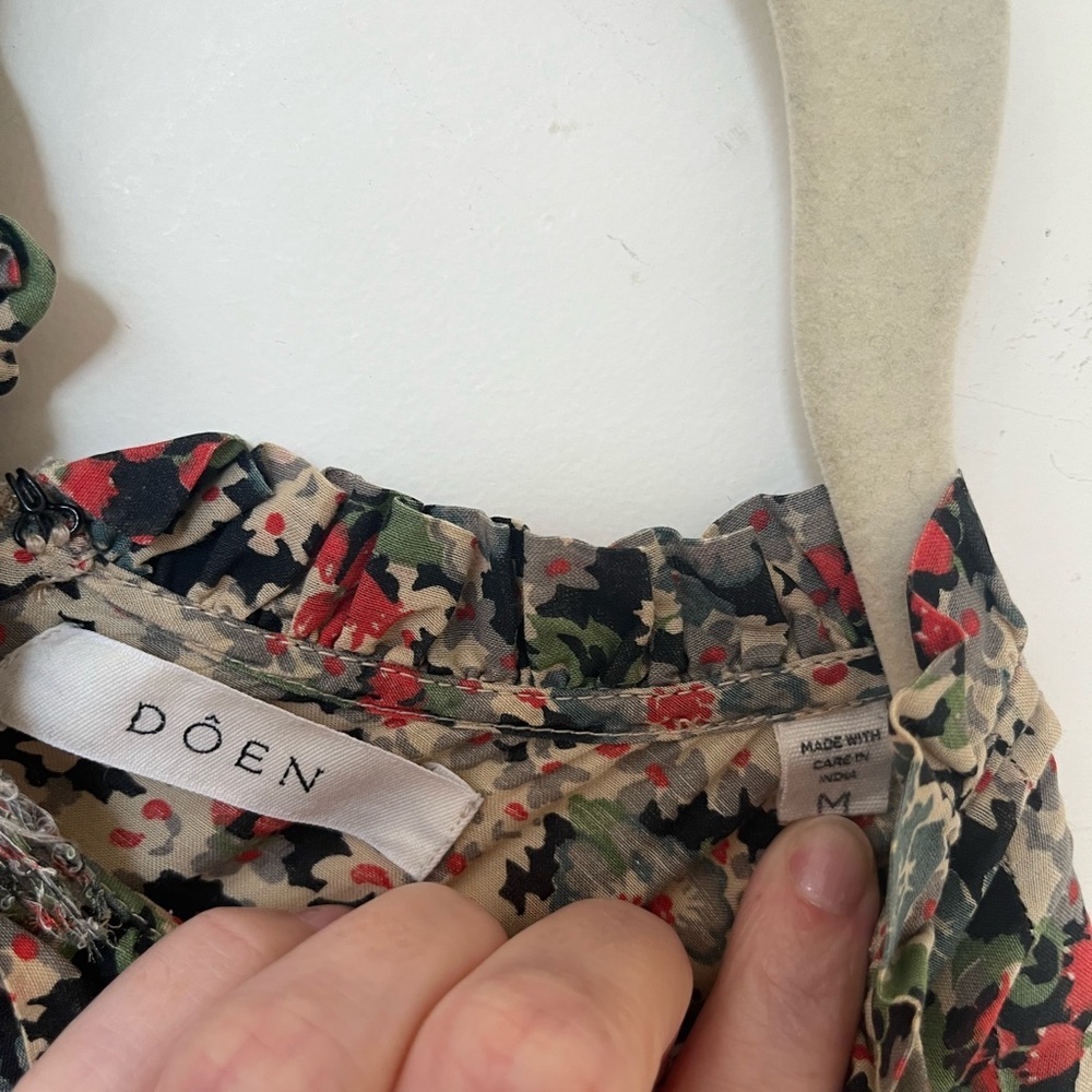 Doen Raven Dress in Sissinghurst Floral M - FLAWED - Picture 6 of 8